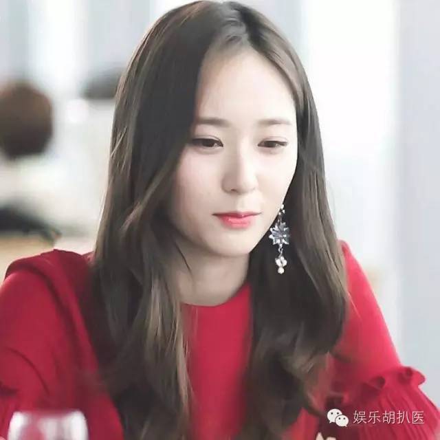 演员海丽，星途闪耀中的真挚演绎之路
